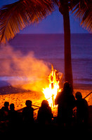 Bonfire_at_Beach.jpg